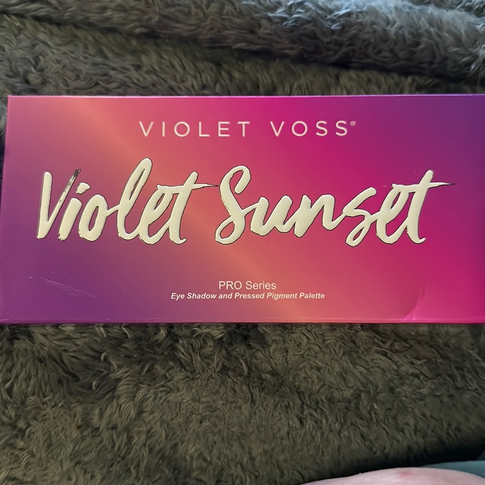 Violet Sunset Make Up Palette